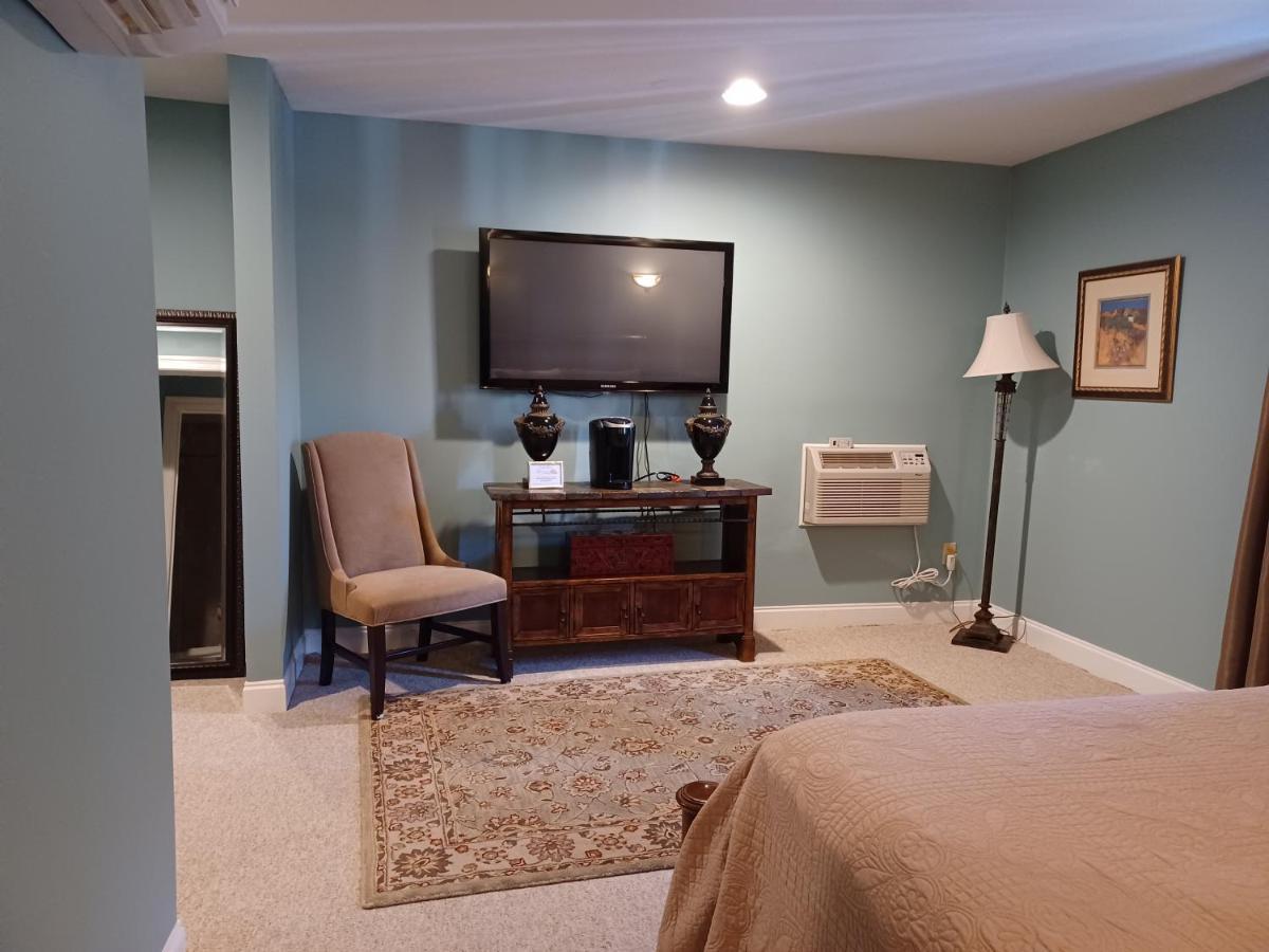 Natchez Manor Bed & Breakfast Bagian luar foto