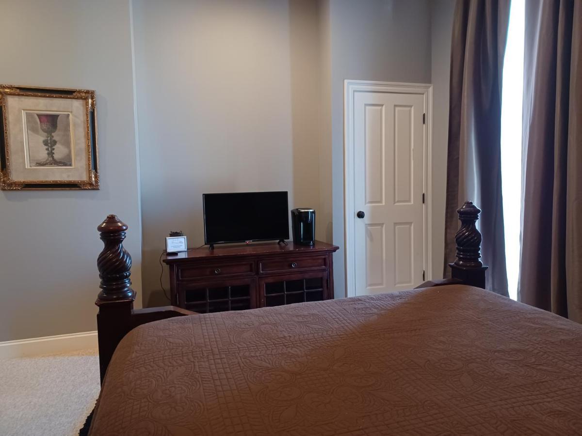 Natchez Manor Bed & Breakfast Bagian luar foto